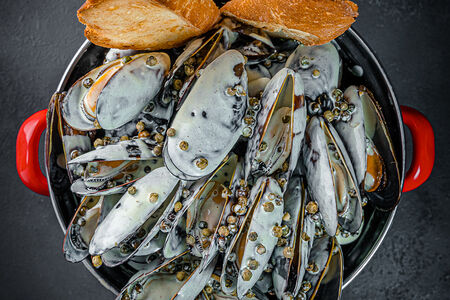 Мидии Сливки, зеленый перец