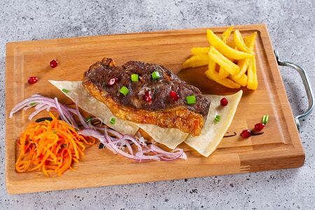 Шашлык из баранины на кости