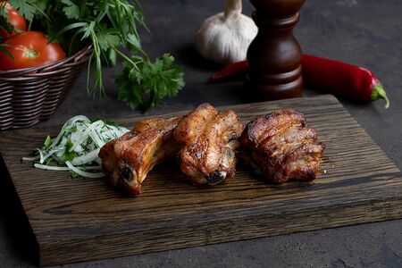 Шашлык из свиных ребрышек