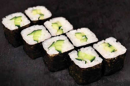 Маки с огурцом