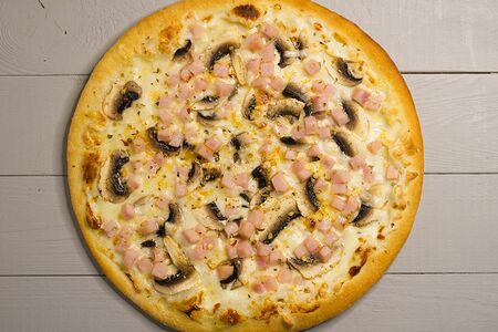 С ветчиной и грибами