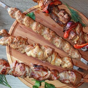 Шашлык ассорти с запеченными овощами