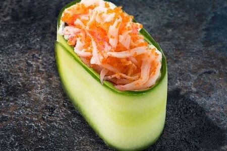 Суши Капа с крабом в спайси-соусе