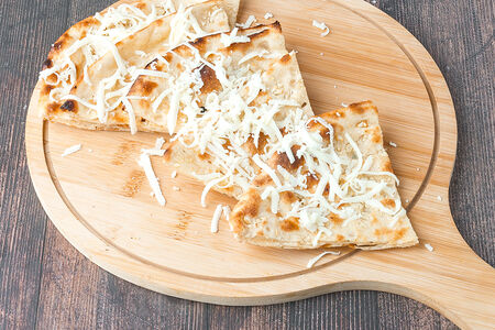 Чиз-гарлик нан