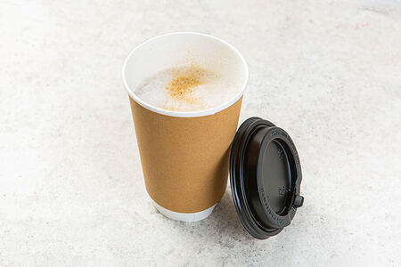 Кофе латте 0,4 на фундучном молоке, кафе