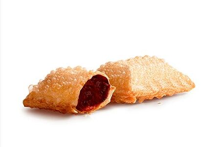 Пирожок с вишней