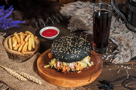 Комбо с бургером Дары Скеллиге