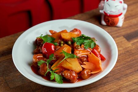 Свинина в кисло-сладком соусе