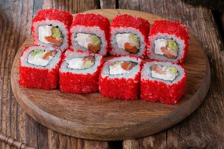 Калифорния с лососем