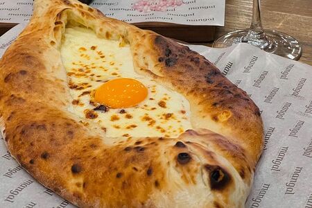 Хачапури по-аджарски