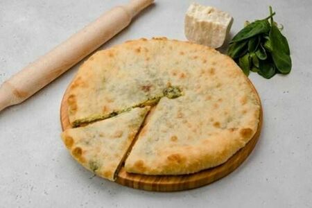 Пирог с сыром и шпинатом⁣