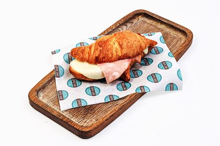 Круассан с ветчиной и сыром