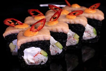 Ролл Пламенный