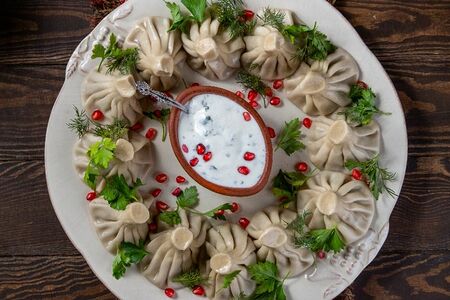 Хинкали с говядиной и свининой