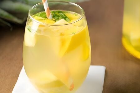 Лимонад фирменный Манго-груша