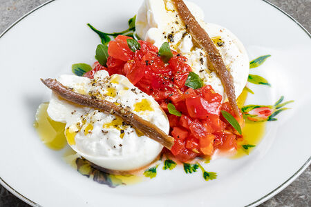 Буррата, анчоус