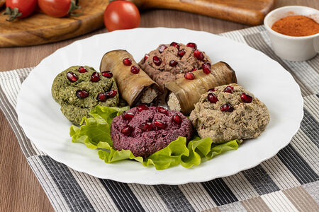 Ассорти пхали