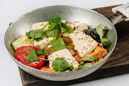 Печеные овощи с домашней брынзой