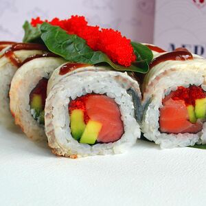 Королевский дракон с лососем