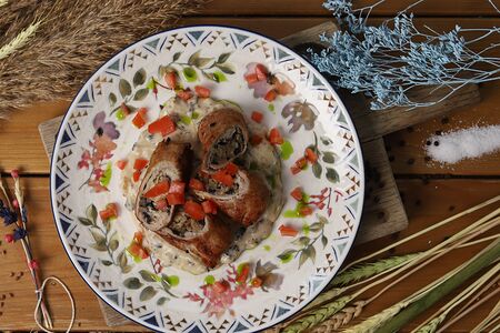 Крученики с грибами в сливочном соусе