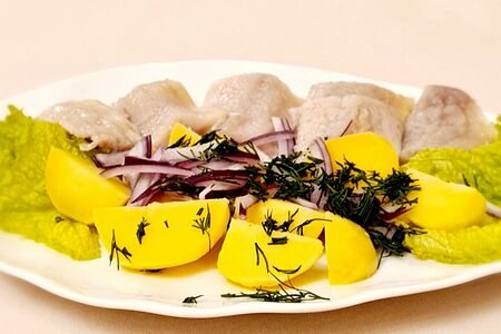 Сельдь с картофелем