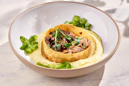 Бефстроганов из говядины с картофельным пюре