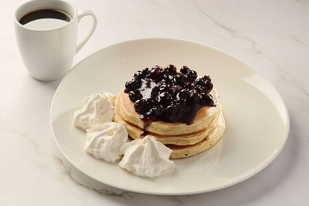 Панкейки двойная черника