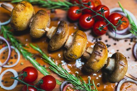 Шампиньоны на мангале