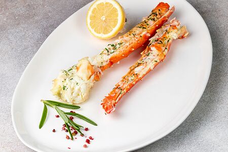 Камчатский краб на гриле