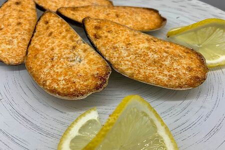 Мидии запеченные по-гречески