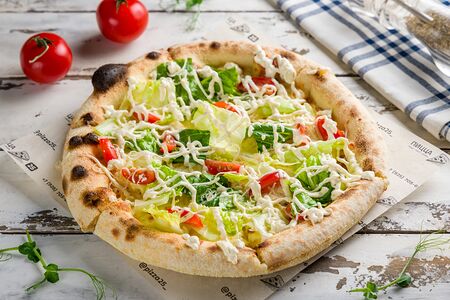 Пицца Цезарь с курицей