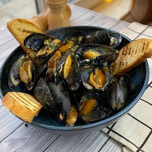 Мидии в соусе Блю чиз