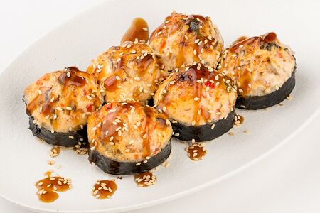 Запеченный ролл Ниндзя с лососем