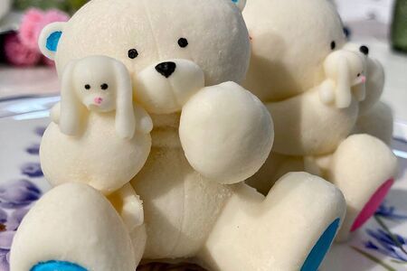 Фигурка из шоколадной глазури №1