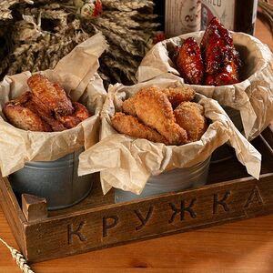 Три ведра крыльев