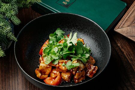 Салат с хрустящими баклажанами