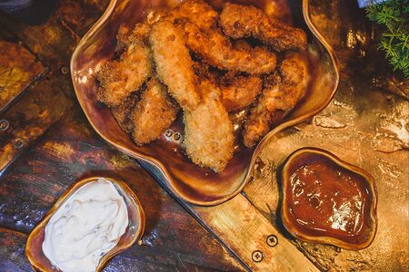 Куриные наггетсы