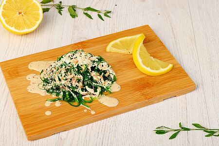 Салат с кальмаром