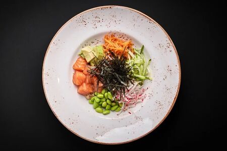 Поке с форелью