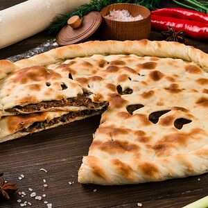 Пирог с говядиной и свининой