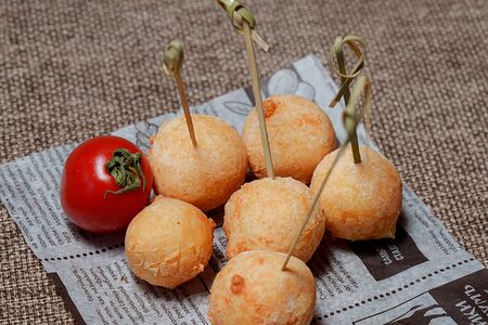 Сырные шарики