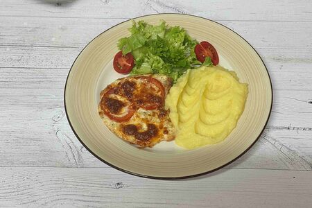 Куриная отбивная с пюре