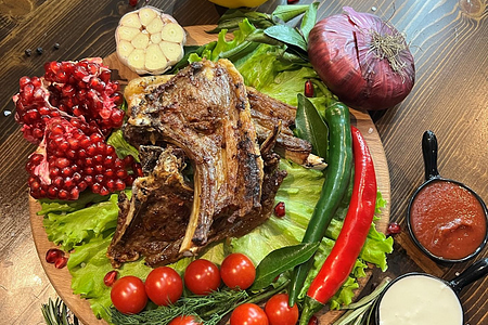 Баранья корейка на углях