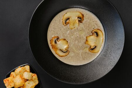 Крем-суп с грибами