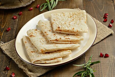 Тонкий армянский лаваш