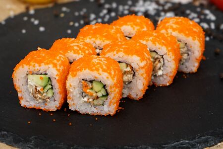 Калифорния с угрем