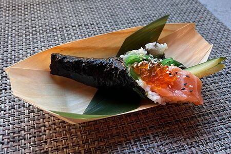 Темаки лосось