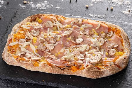 Римская пицца Ветчина-грибы