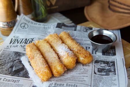 Жареный сыр моцарелла