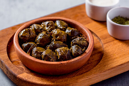 Долма из телятины и баранины